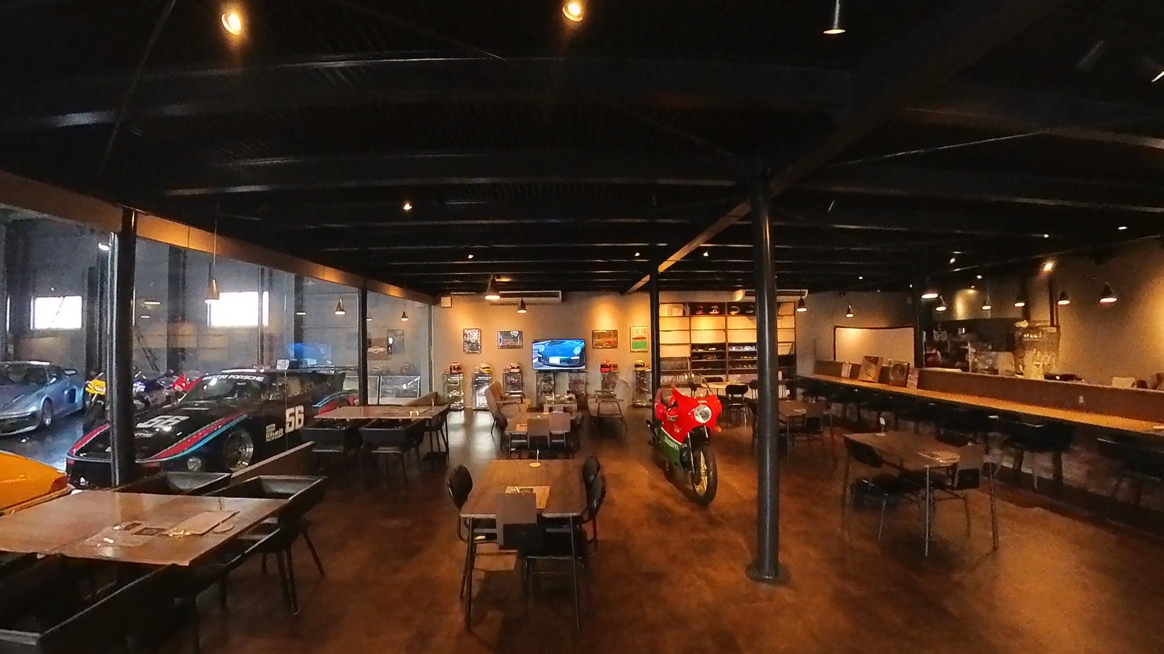 PorscheGate Café