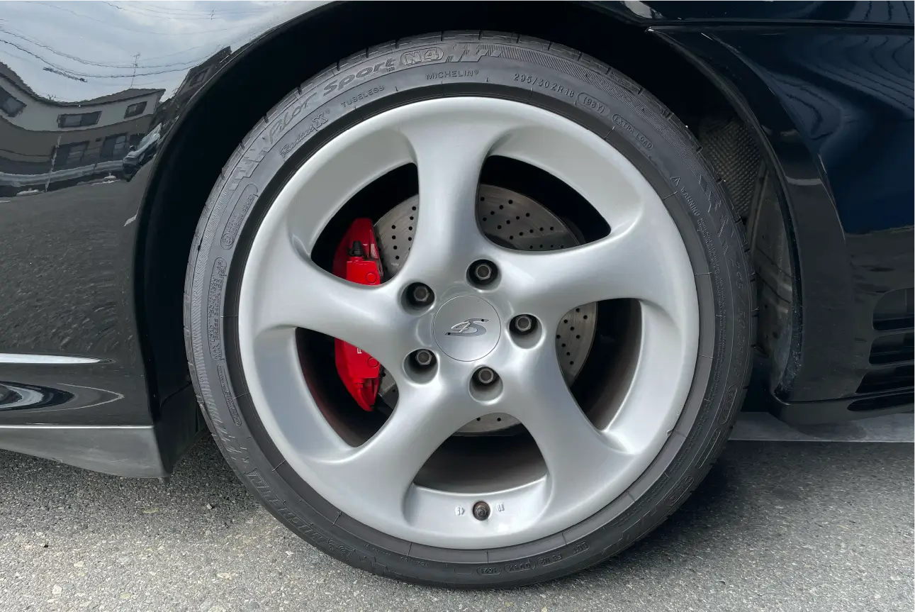 PORSCHE911 Carrera4S（Type 996） ブラック（MT） ポルシェレンタカー
