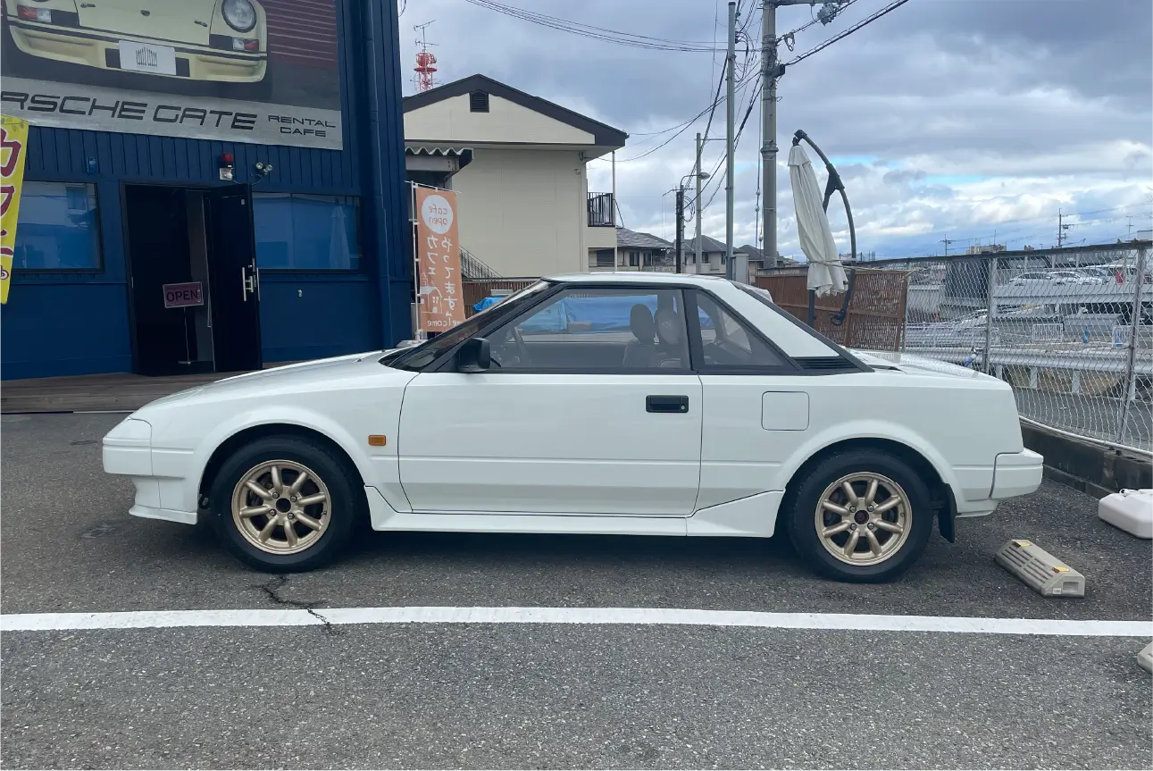 TOYOTA MR2 Gリミテッド（AT） レンタカー