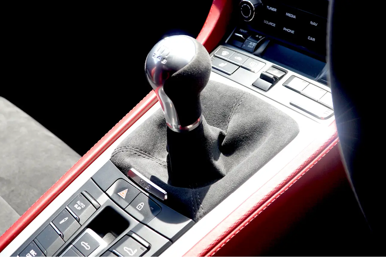 PORSCHE718 SPYDER ポルシェレンタカー
